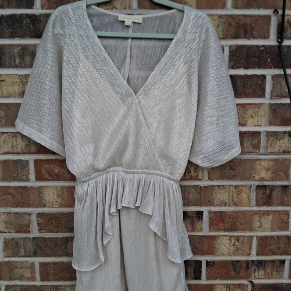 💕 NEW Lovestich Toast Of The Town Metallic Mini Dress. Sz.S - Picture 2 of 12